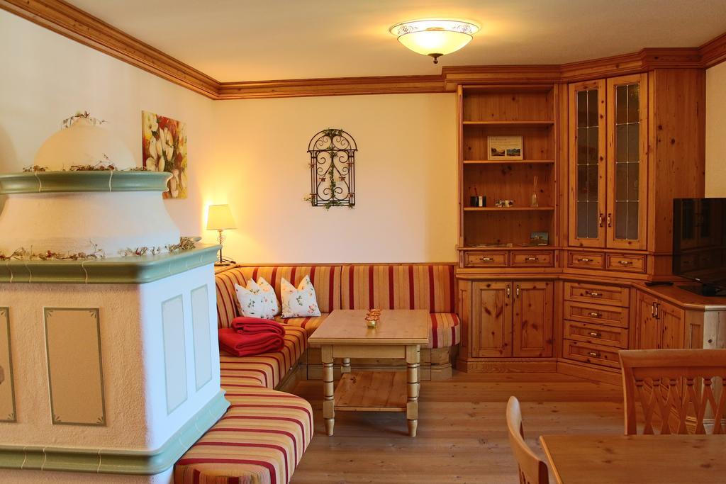 Ferienwohnung Schossleitner - Der Wohlfuehl-Ansitz Am Wolfgangsee Mit Weitblick Sankt Gilgen Bilik gambar