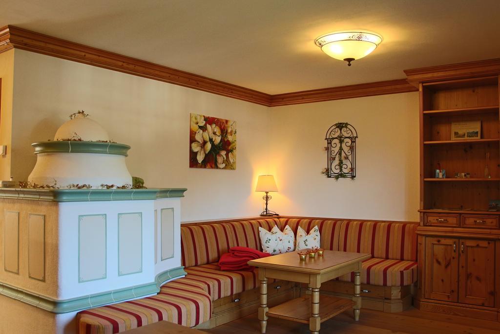 Ferienwohnung Schossleitner - Der Wohlfuehl-Ansitz Am Wolfgangsee Mit Weitblick Sankt Gilgen Bilik gambar